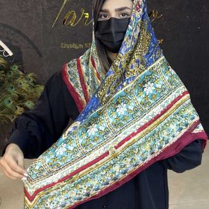 روسری سنتی